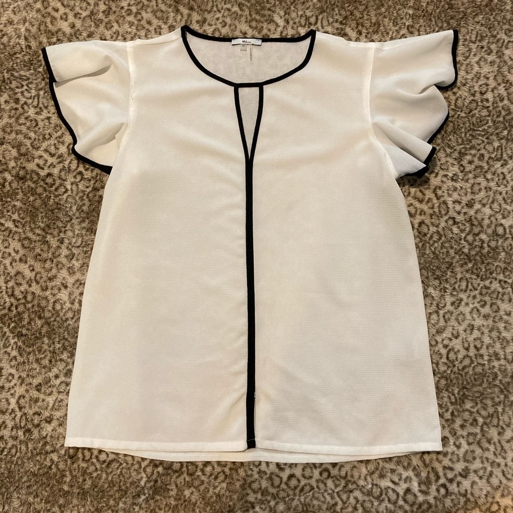 Women’s Dress Shirt (M)